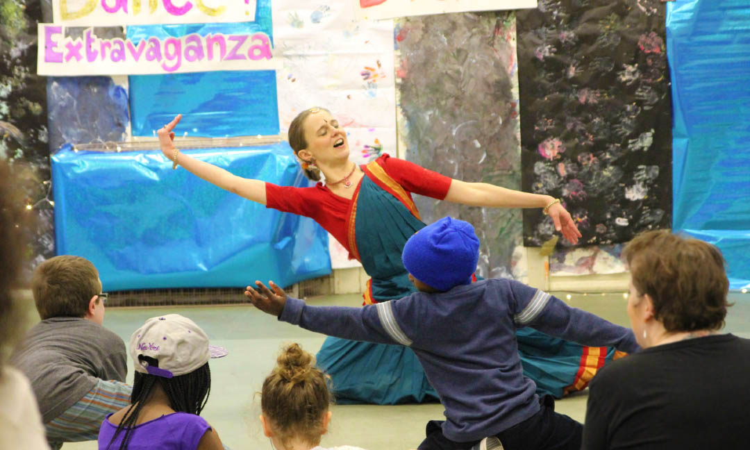 Lori dance workshop with children