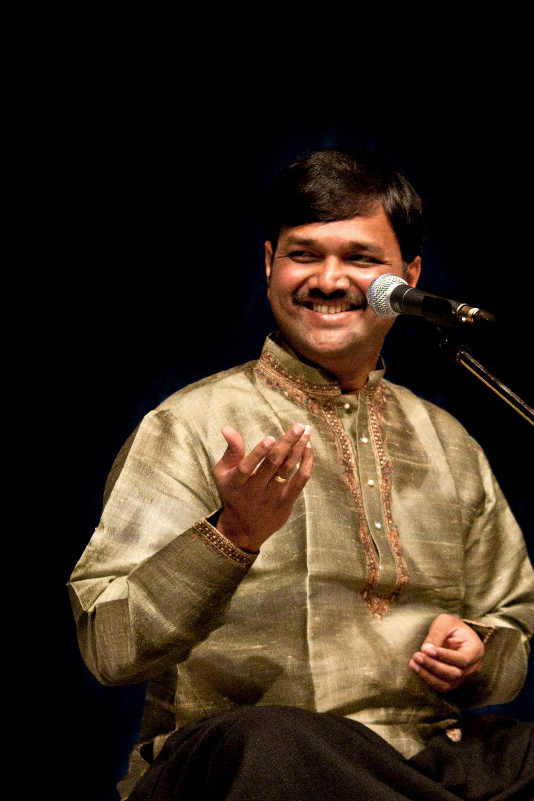 sanjeev abhyankar live at yashwantrao chavan auditorium