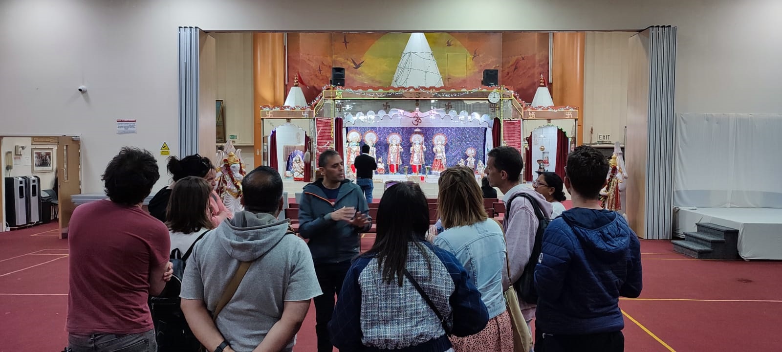 Walking Tour guide in religious building