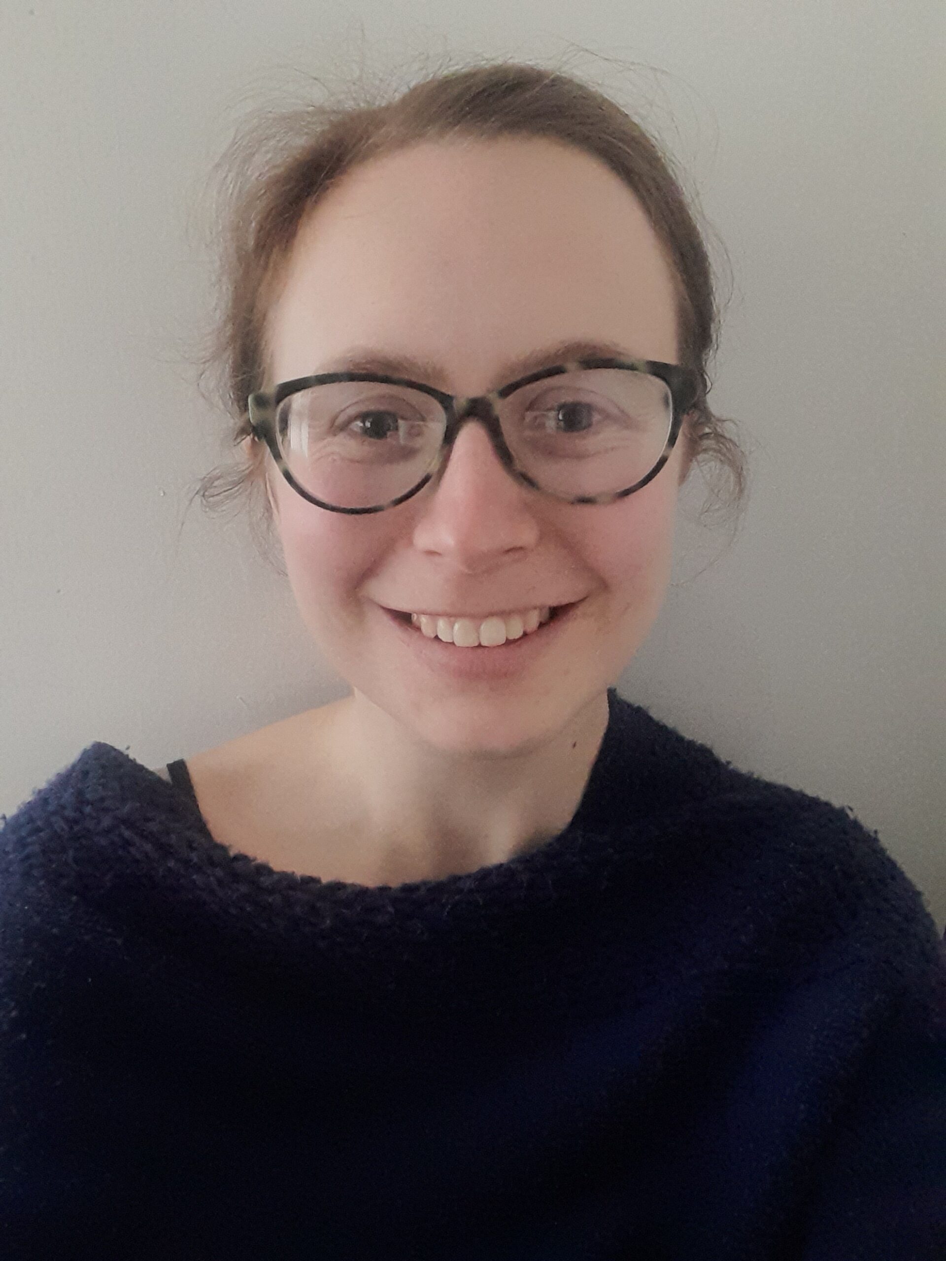 Portrait photo of Naomi Awre