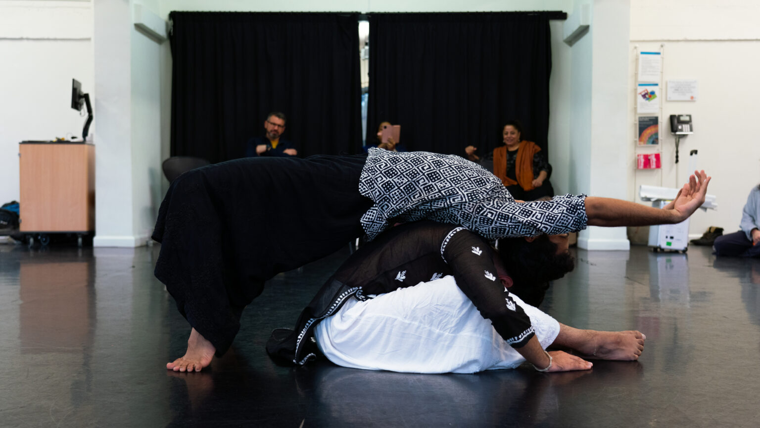Sam Pad Damaru - Sampad